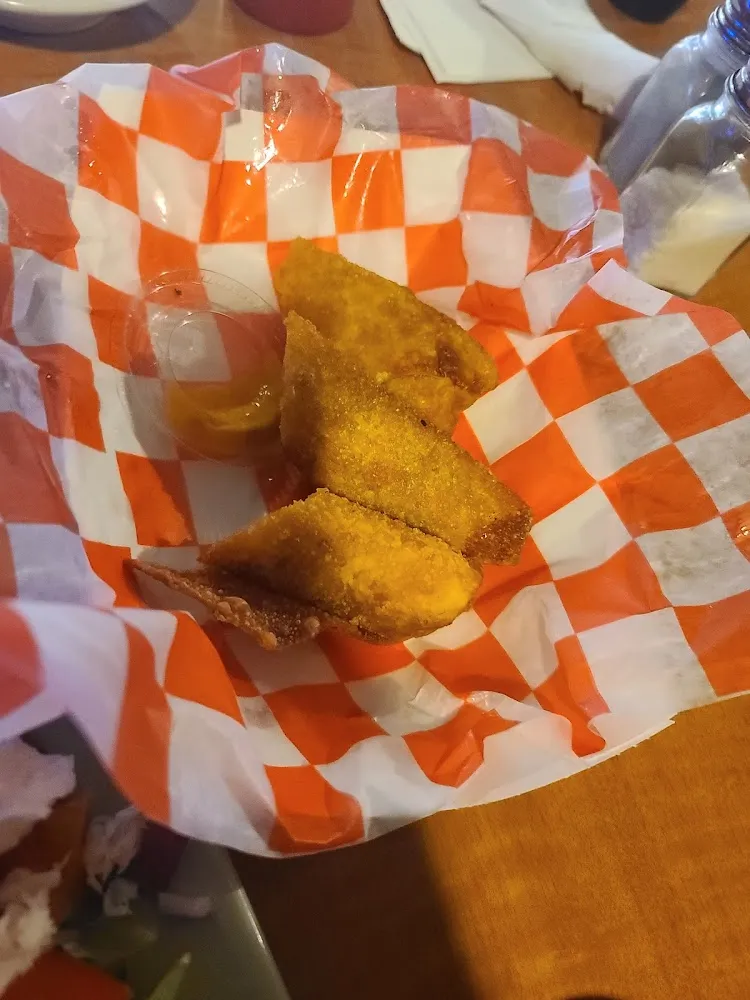 Cheeseburger Egg Roll